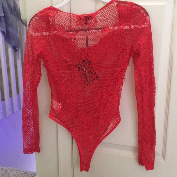 Red lingerie bodysuit - Picture 3 of 7